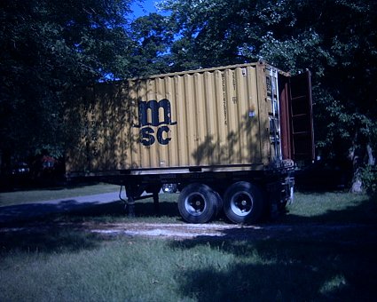 20' and 40' container coming to your home